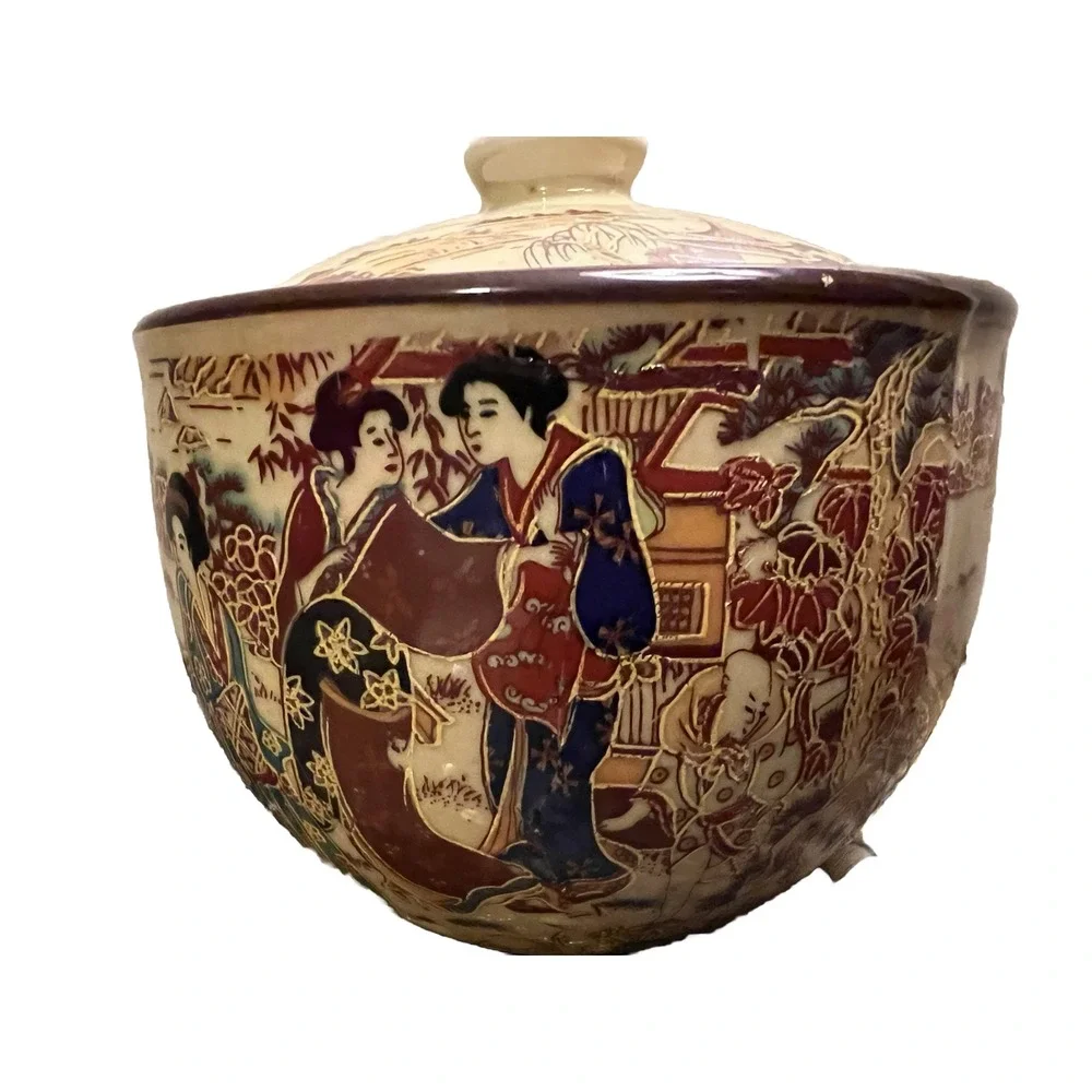 Chinese Famille Rose Porcelain Rice - Tea‎ Bowl with Lid